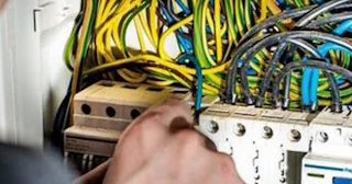 Электрика в частном доме под ключ в Боровичах - стоимость услуг от 1557 руб.